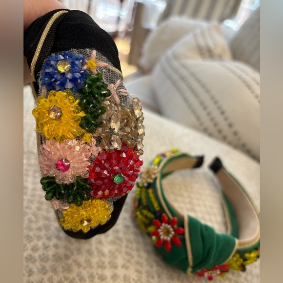 Lot of two cute headbands-NWOT. Never worn. - Picture 2 of 7